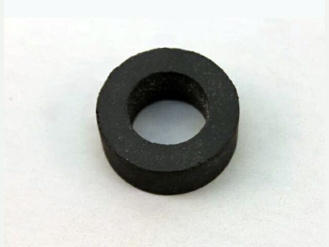 Norton Commando rear engine mounting rubber - Classic Bike Spares