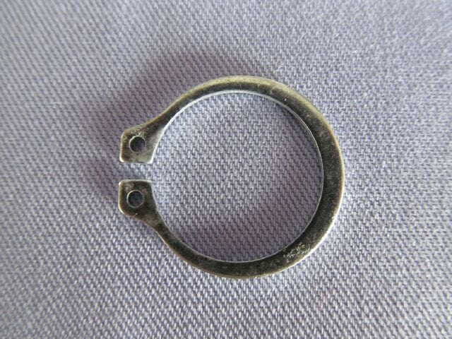 Norton Commando isolastic buffer circlip - Classic Bike Spares