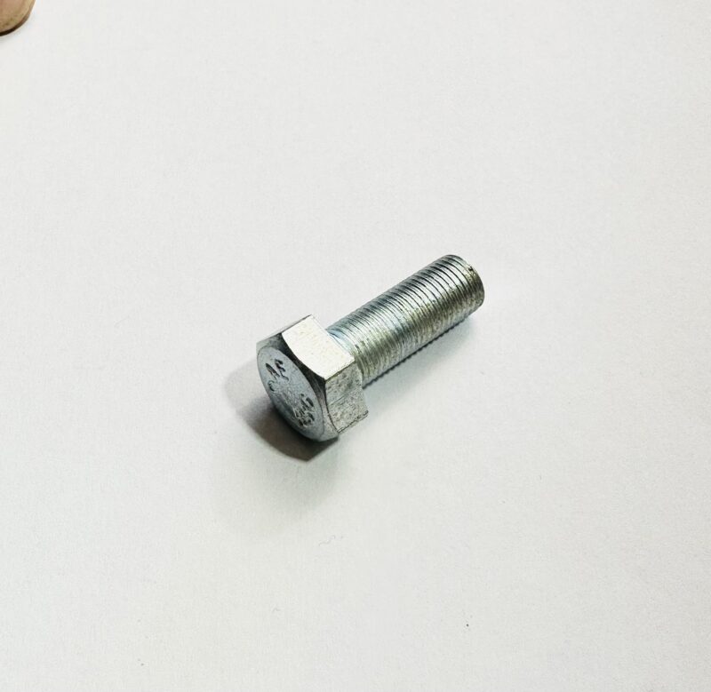 821031
