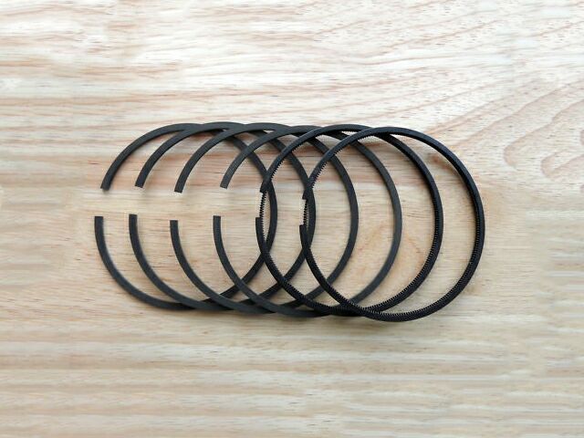 Triumph T140 piston ring set - Classic Bike Spares