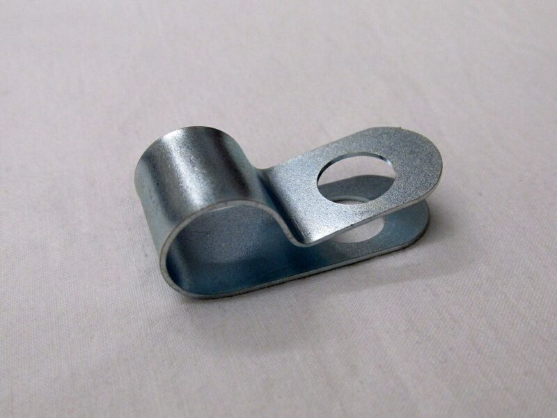82-3098 Triumph rear breather hose / speedo cable clip - Classic Bike Spares