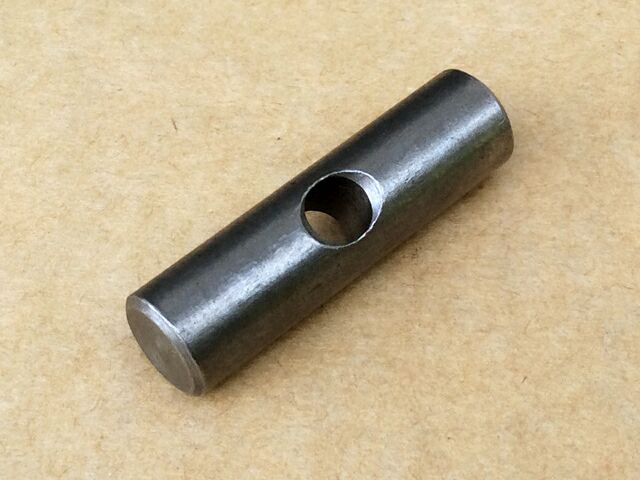 Triumph T140 primary chain tensioner blade trunnion - Classic Bike Spares
