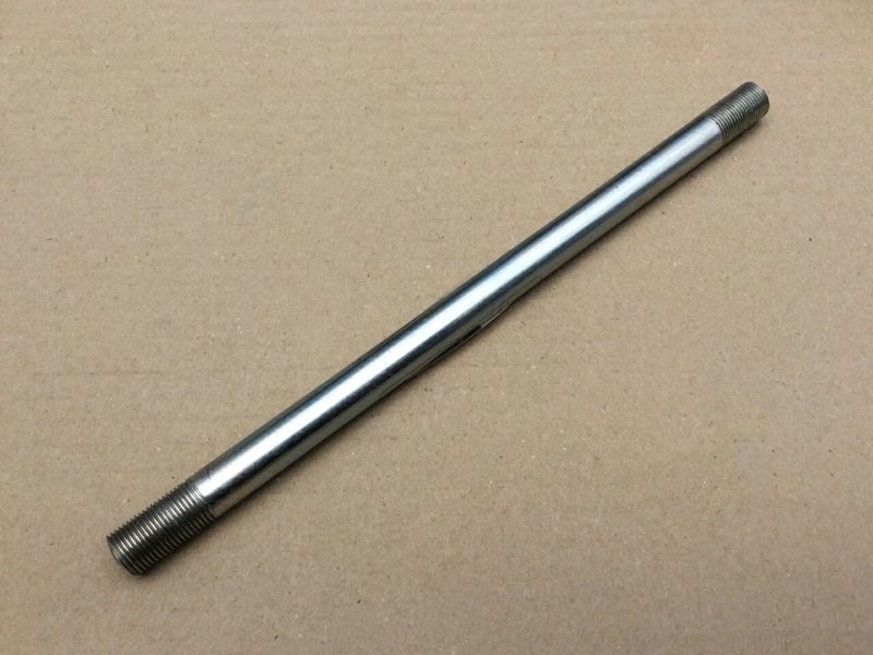 826498 Triumph 650 bottom engine stud 1964 on - Classic Bike Spares