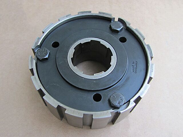 57-4435 Triumph BSA 3 spring clutch centre hub assembly from 1972