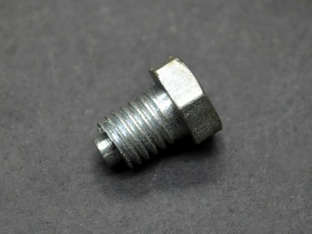 705881 Triumph tacho drive locating screw - Classic Bike Spares
