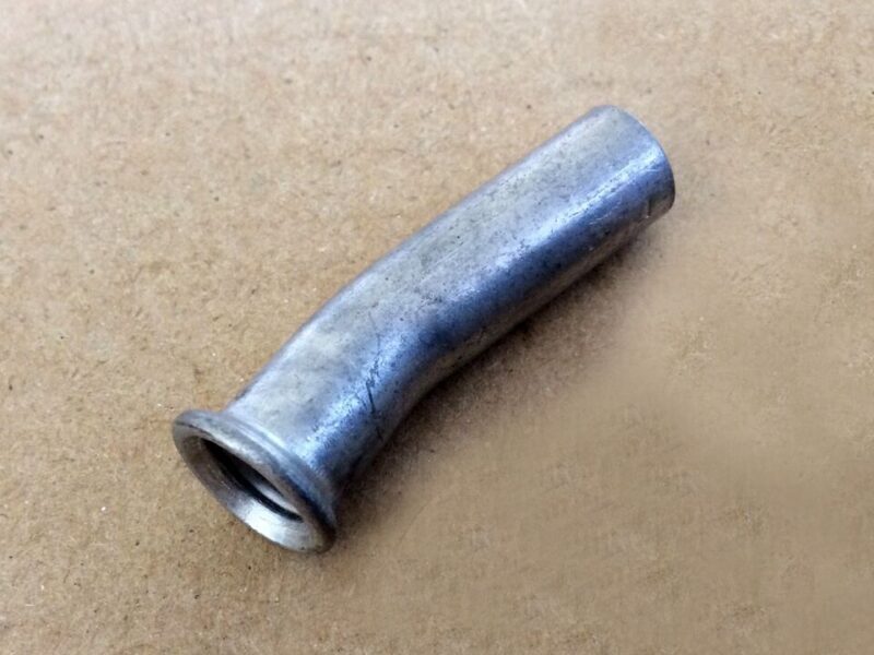 Triumph T160 oil feed pipe, outlet stub 83-5890 - Classic Bike Spares
