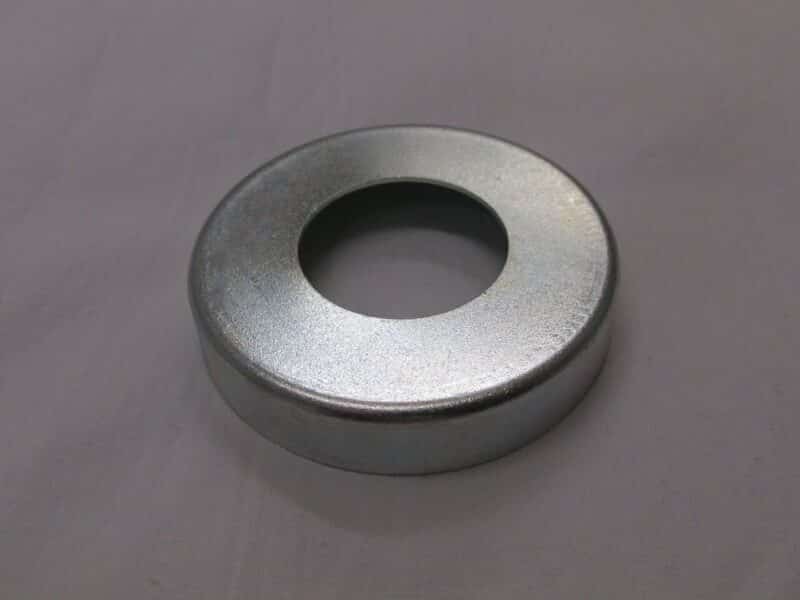 37-1637 Triumph rear wheel hub dust cover - Classic Bike Spares