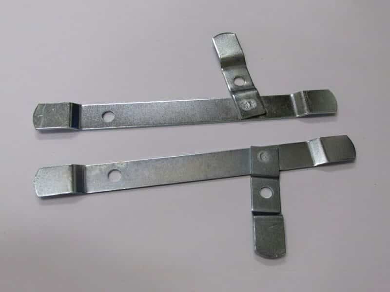 42-8114 BSA mounting plates for petrol tank rubber knee pads - Classic Bike Spares